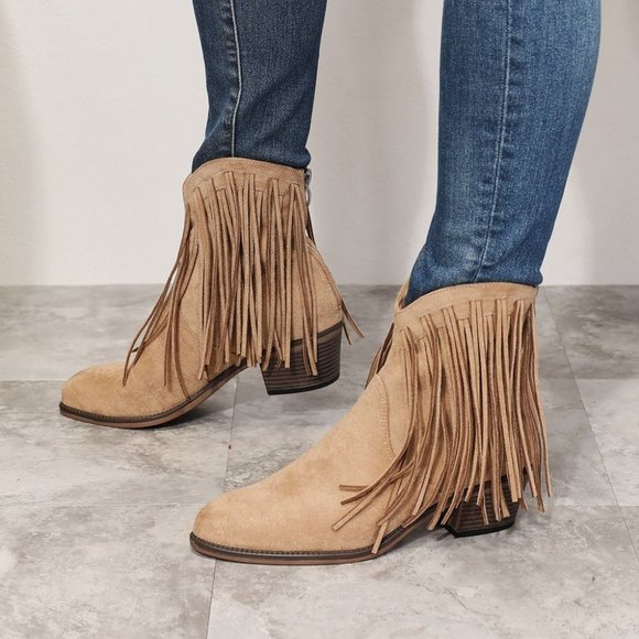 Fringe Cowboy Western Ankle Boots in Tan - Picture 3 of 5